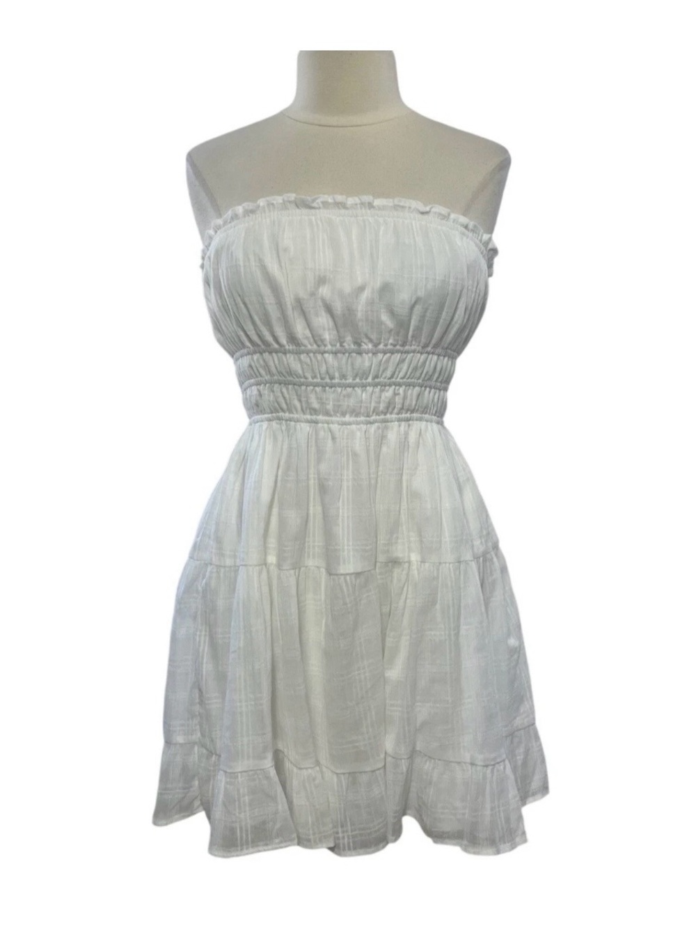 Thirty Thirty Strapless, Ruffle, Fully Lined Mini Dress. White. Large. NWT